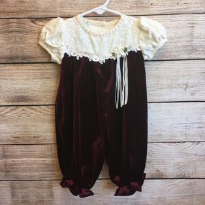 ‎VINTAGE JESSICA ANN VELVET ROMPER
